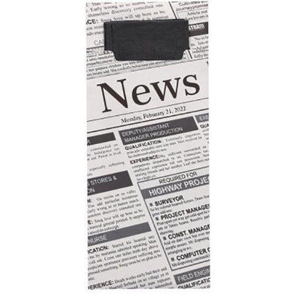 Alongside a folded newspaper dated Monday, February 21, 2022, with job offers and classifieds, there are 520 cutlery pouches (20 x 8.5 cm) from PAPSTAR GmbH with matching 2-ply napkins in the format 33 x 33 cm.