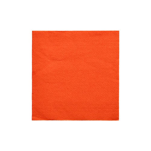 A PAPSTAR napkin from the DAILY collection in nectarine orange (24x24 cm, 1/4-fold) is depicted on a white background. The square napkin has a subtle texture and is delivered in a pack of 20.