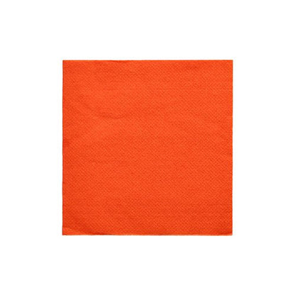A PAPSTAR napkin from the DAILY collection in nectarine orange (24x24 cm, 1/4-fold) is depicted on a white background. The square napkin has a subtle texture and is delivered in a pack of 20.