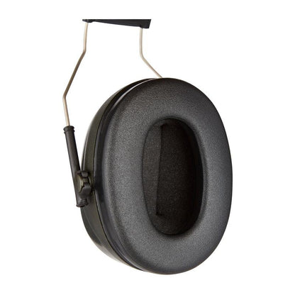 A close-up of the 3M™ PELTOR™ Optime™ II Ear Muffs H520A (SNR 31 dB, Green) from 3M Deutschland GmbH shows the oval ear pad with black textured padding and metal band against a white background.