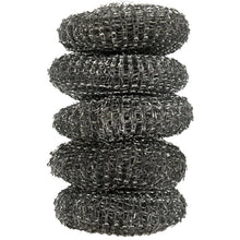A pack of five 16 g scouring pads from Abena Re-Seller GmbH, each in disc form and made of coiled metal wire - perfect for kitchen cleaning and scrubbing pots and pans.