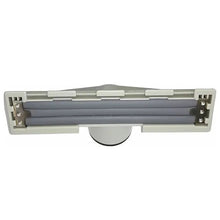 A close-up of the rectangular squeegee head with two rubber blades and a central attachment, included in the Arcora Magic Suction-Tapping Nozzle Universal Suitable For All Vacuum Cleaners by Arcora International GmbH (Box, 1 piece).