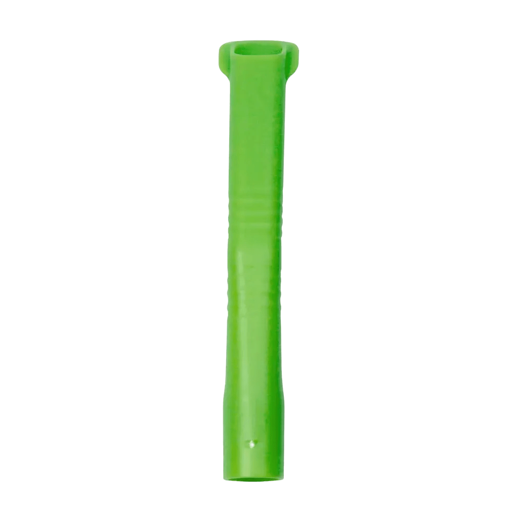 A green tool made of polypropylene with a cylindrical body and flat, rectangular handle, designed for dental use. It has a ribbed texture in the middle and a small hole at the bottom, similar to the MED-COMFORT dental suction cannulas for adults by AMPri Handelsgesellschaft mbH in various colors, available in packs of 10.