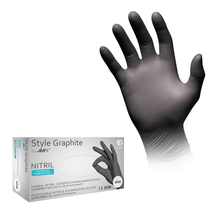 Image of a black disposable examination glove made of nitrile, worn on a hand. On the glove box in the lower left corner it says "AMPri STYLE GRAPHITE powder-free nitrile gloves by MED-COMFORT" and it is mentioned that the glove is powder-free and latex-free. The specified size is "M" (Medium). The gloves are in the color anthracite and are manufactured by AMPri Handelsgesellschaft mbH.