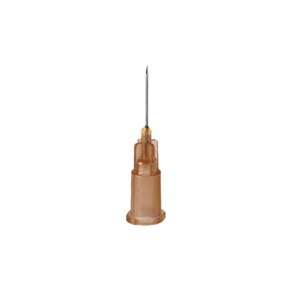 A close-up of the B. Braun Sterican® insulin cannula with a beige plastic cap against a white background shows the precision engineering of B. Braun Deutschland GmbH & Co. KG for safe insulin injections.