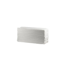 A carton (20 packs) of CWS folding paper Frotee extra, C-fold, 2-ply made of white recycled paper is neatly arranged in front of a plain white background.