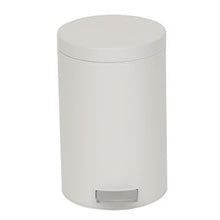 The Novocal step trash can features a white lacquered steel body and lid, as well as a small foot pedal - a combination of functionality and style for modern spaces. Includes an inner bucket.