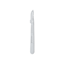 A gray surgical scalpel made of stainless steel features a curved blade and a textured handle for better grip. The brand name "Servoprax GmbH" is visible on the handle. This Feather disposable scalpel for single use is placed on a white background and thus packaged sterilely to ensure optimal hygiene.