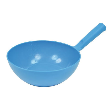 A blue plastic bowl with a handle and measurement markings, perfect for your Haug Bürsten KG LADLE ROUND 1.5 L (360 x ø220 x 80 mm). The empty bowl is depicted on a white background.