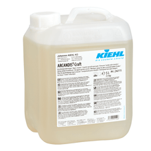 A translucent 5-liter container of Kiehl ARCANDIS-Craft dishwashing detergent from Johannes Kiehl KG with a white screw cap and product label, suitable for commercial dishwashers in the catering industry; delivered in a box with 2 bottles.