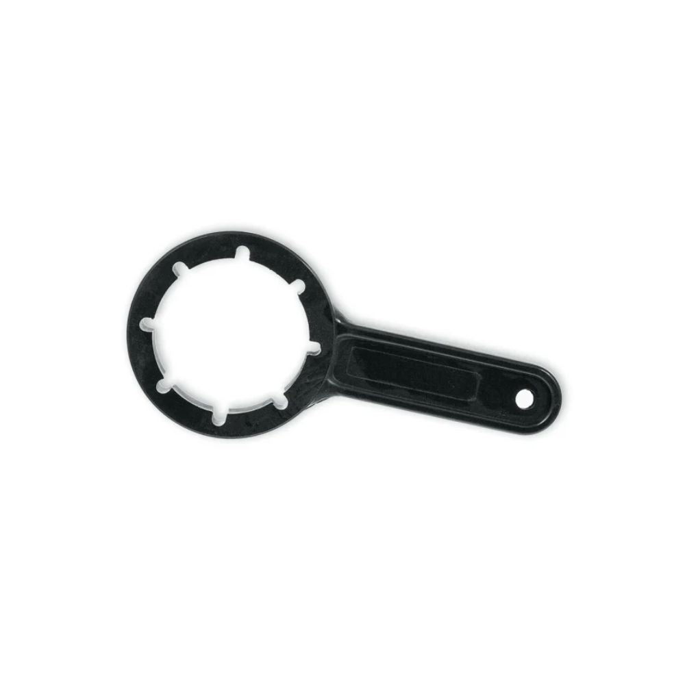 The canister key from Meditrade GmbH is ergonomically made of black plastic and features a round head with six prongs and a flat handle with a hole for easy handling. This tool is ideal for opening 5-liter or 10-liter containers and is presented on a white background.