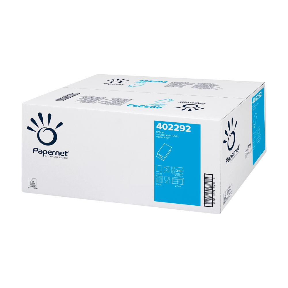 The Papernet folding hand towel 402292 from Sofidel Germany GmbH is delivered in a box with 15 packs and is made of high-quality cellulose. This V-fold folding hand towel impresses with a striking blue and white design. The packaging contains detailed product information and a barcode for easy scanning.