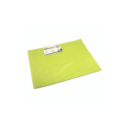 A stack of PAPSTAR 100 placemats, paper 30 cm x 40 cm from PAPSTAR GmbH is depicted against a white background, the product label is visible in the upper left corner.