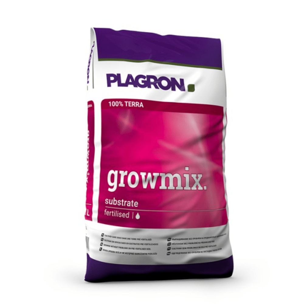 The Plagron Growmix with Perlite bag from Bertels B.V. is presented in a unique purple-pink design with striking white text. It consists of 100% Terra, enriched with worm humus for better air permeability, and the brand logo is prominently visible at the top.