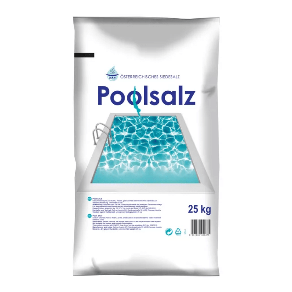 A 25 kg bag of "Salinen pool salt pure evaporated salt without anti-caking agents" for pool maintenance, with a transparent window showing the blue pool water and clear descriptions on white packaging.