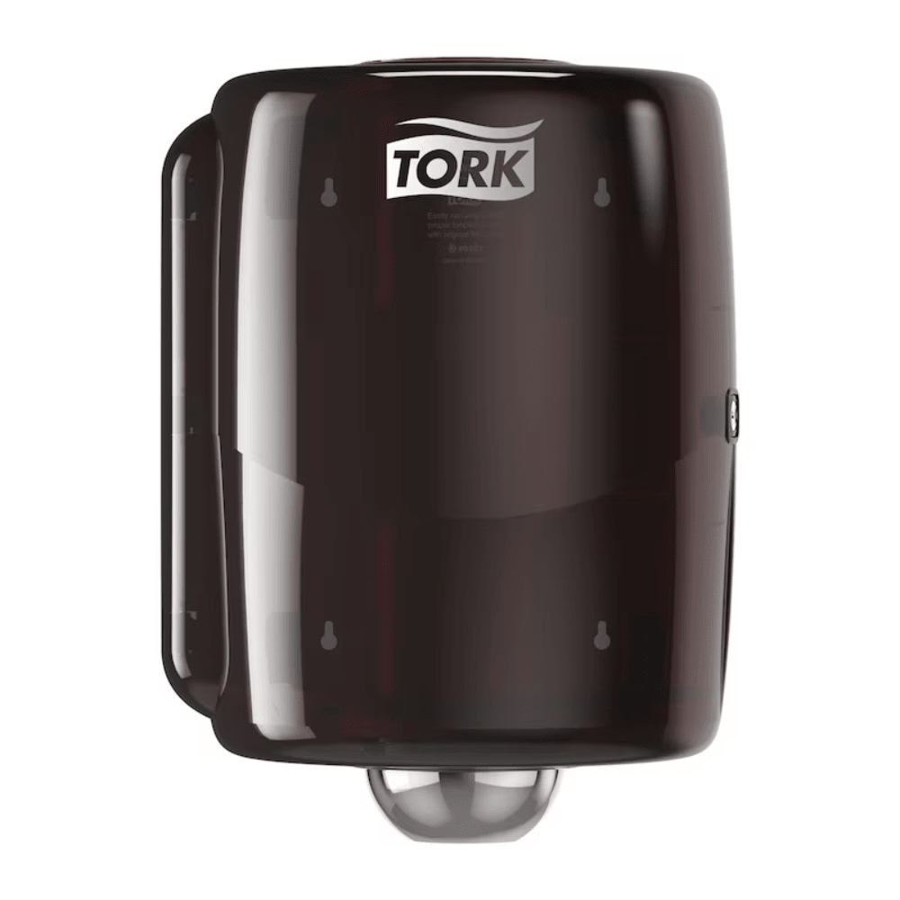 The Tork 653008 Maxi Centerfeed Dispenser Performance W2 from Essity Professional Hygiene Germany GmbH impresses with a sleek, rounded design featuring a splash-proof cover. The prominent Tork logo on the top emphasizes its performance design.